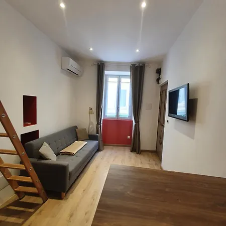 Apartment Entierement Renove Vieille *